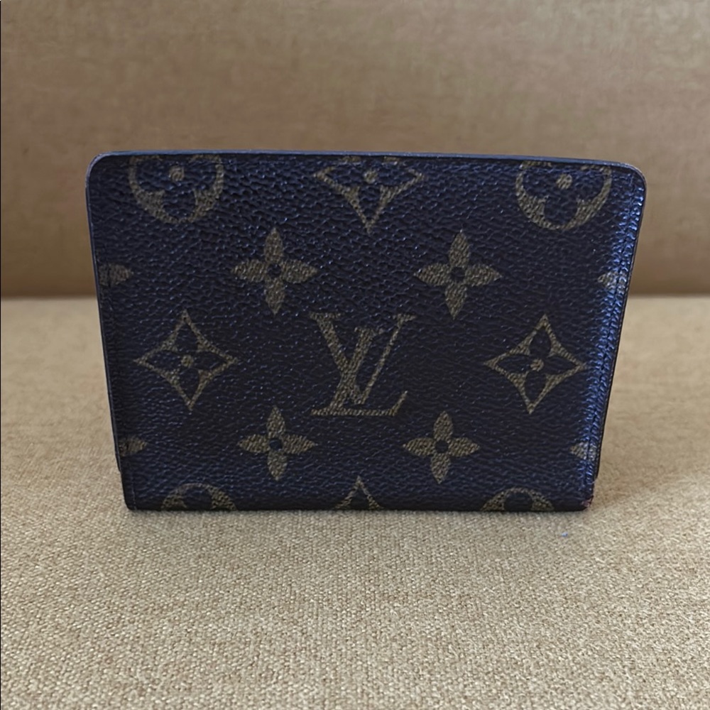 Louis Vuitton Monogram Men’s Card Case